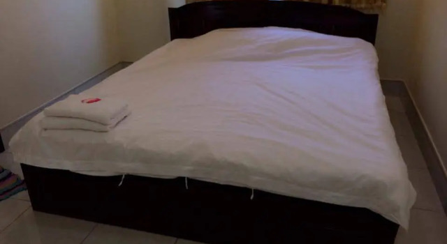 Sompathana Guesthouse, Buchen Sie Hotel Lak 52 