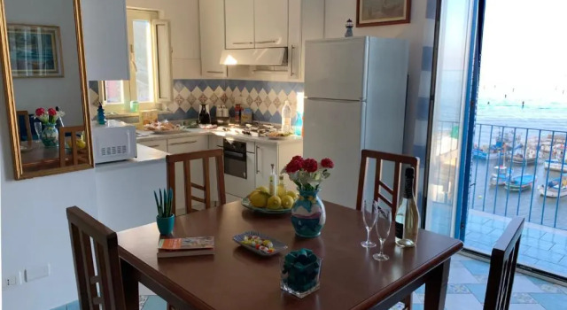 Апартаменты Marina Grande Inn