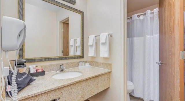 Номер Standard Clarion Inn Sierra Vista near Ft Huachuca