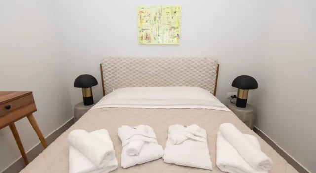 Gytheio Charming Studio - Steps Away From the Sea, Book Apartment Gythio 