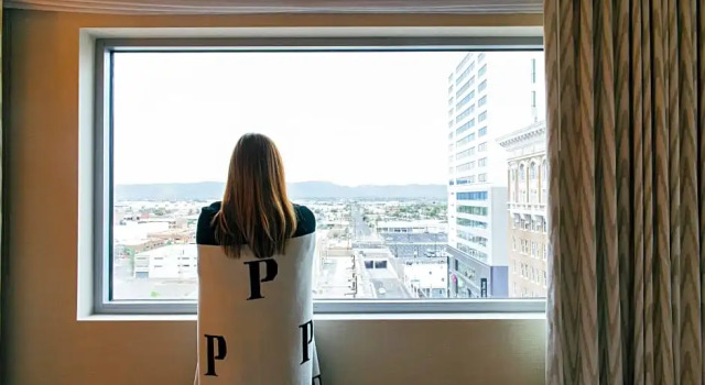 Четырёхместный номер Deluxe Kimpton Hotel Palomar Phoenix Cityscape by IHG