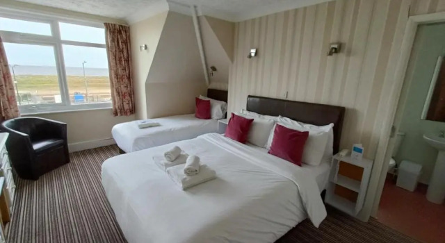 Номер Deluxe Palm Court Hotel