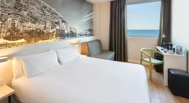Двухместный номер Superior B&B HOTEL Alicante