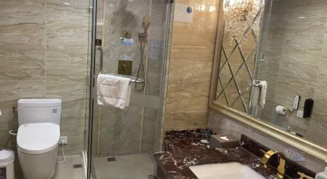 Люкс Executive Golden Harbor Hotel