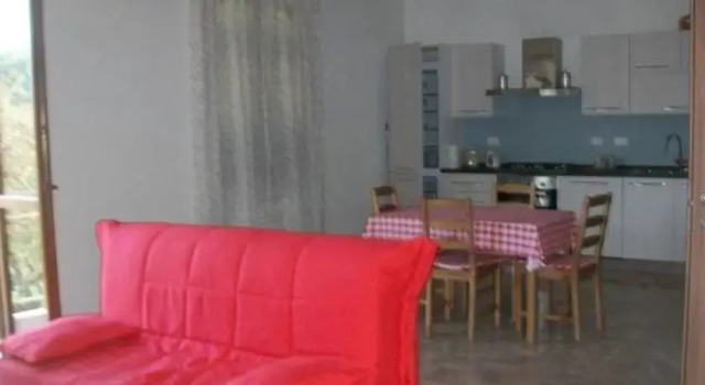 Appartamento Silvia, Prenota Appartamento Bolano Liguria