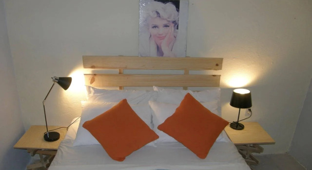 Hostal Katrin Poshtel