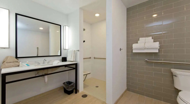 Номер Standard c 1 комнатой Hilton Garden Inn Martinsburg
