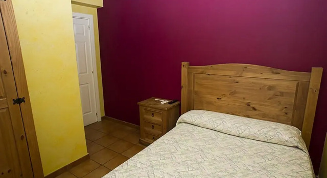 Двухместный номер Standard с балконом Hostal Velarde