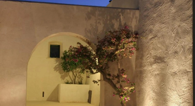 Romantic Flat with Pool