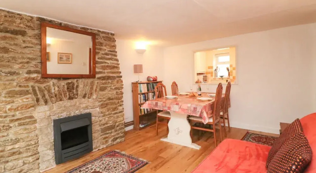 River Cottage, Varaa Lomakoti Mökit kohteessa Merseyside, Mökki