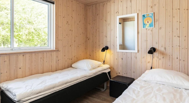 5 star holiday home in Væggerløse, Book Hotel Hotels in Marielyst with Breakfast, Breakfasts