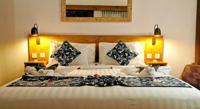 Segara Lombok, Rezerwuj Hotel Hotele w Selong Belanak z basenem, Basen