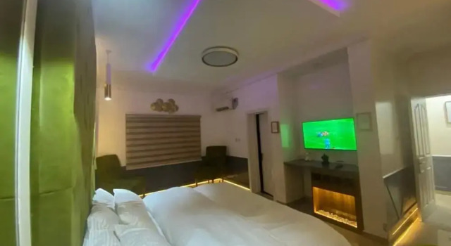 Camera Luxury Timeless Apartments