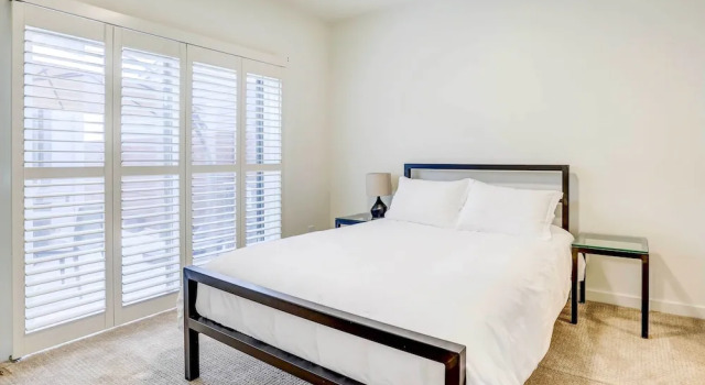 Beautiful Townhome - Steps to Downtown Boise, Забронировать Апартаменты/квартира Отели в центре Бойсе, в центре