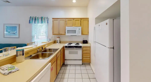 Club Villas Unit 17D - Lower Level