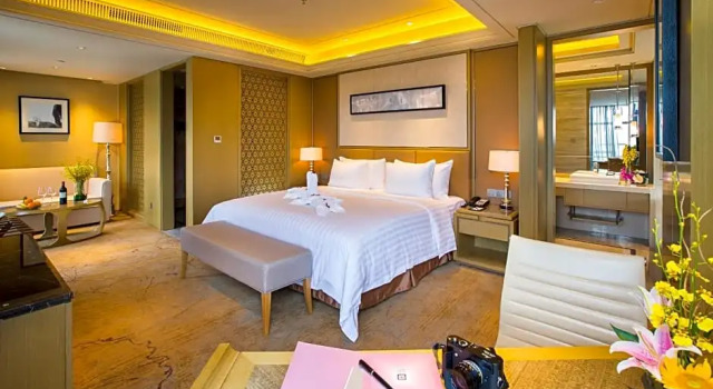 Номер Standard с видом на город New Century Grand Hotel Hangzhou Zheshang