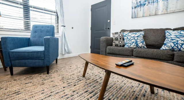2BR 1BA Condo in North Gulch!