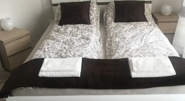Двухместный номер Standard с балконом F 57 panzió