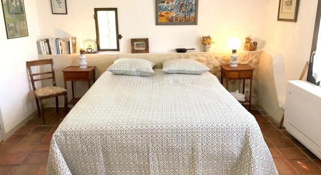 House With 2 Bedrooms in Modène, With Wonderful Mountain View, Private
