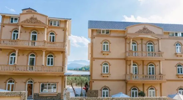 Shin Village Hotel, Забронировать Отель Далат Ламдонг