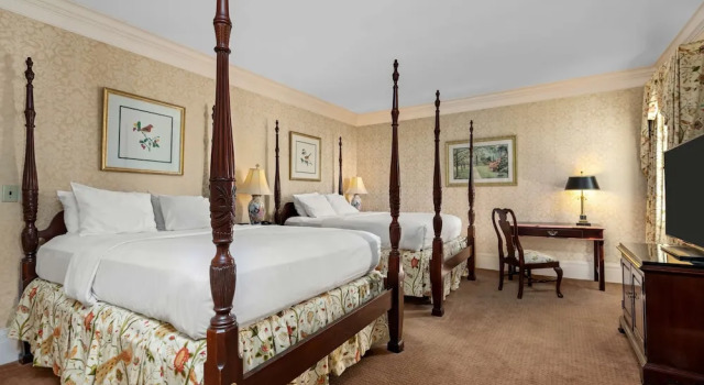 Гостевой номер Jetted tub The Founders Inn & Spa Tapestry Collection By Hilton