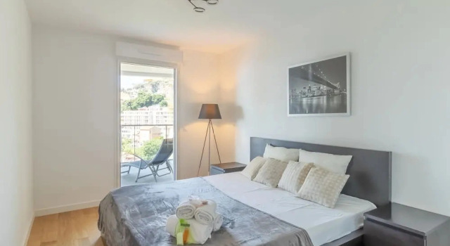 Beautiful apt With Terrace Pool - Near Monaco