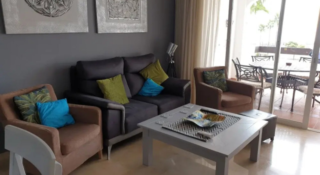 Апартаменты Modern Duquesa 2 Bed,outstanding View of Sea/golf