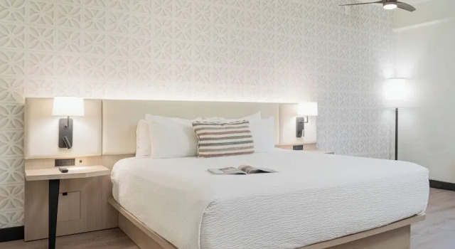 Номер Standard с видом на бассейн Palm Mountain Resort & Spa