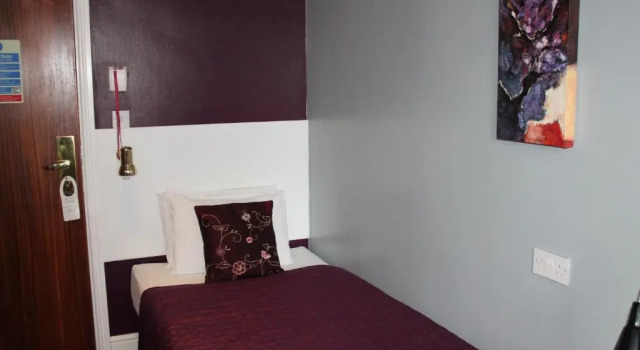 Одноместный номер Economy The Abbey House Hotel