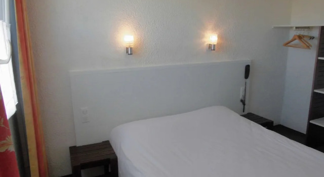 Номер Superior CitHôtel Le Quai 9