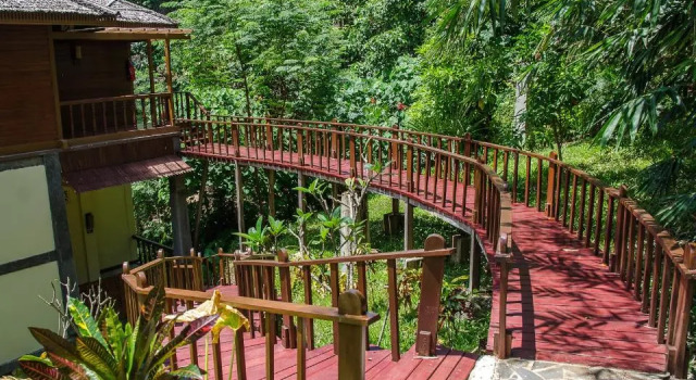 Коттедж Bunaken Oasis Dive Resort and Spa