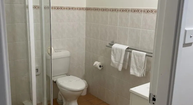 Номер Standard с видом на озеро Lakeview Motor Inn