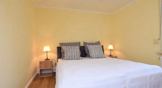 Modern Bungalow in Elmenhorst-lichtenhagen Near Sea, Забронировать Отель Отели Эльменхорст 3 звезды, 3*