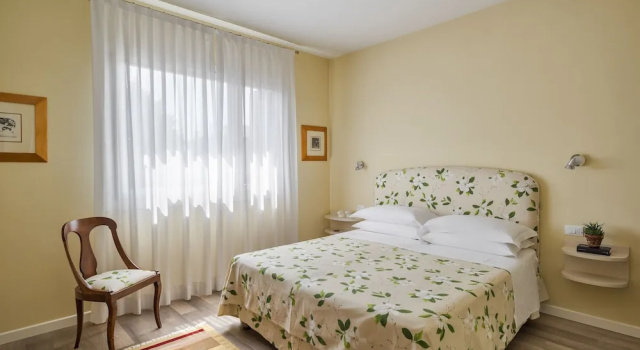Апартаменты с 2 комнатами с балконом Palazzo Brando - Living Apartments
