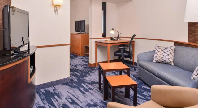 Студия Fairfield Inn & Suites Raleigh-Durham Airport/Brier Creek