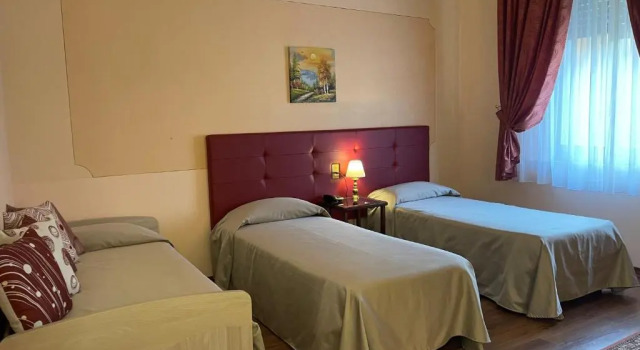 Трёхместный номер Standard Hotel Roma