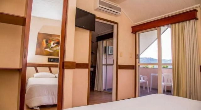 Люкс с балконом Thermas de Piratuba Park Hotel