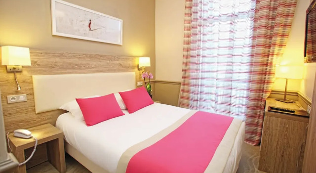 Номер Comfort с видом на море Hôtel Vacances Bleues Royal Westminster