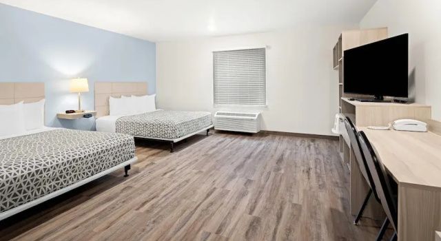 Четырёхместный люкс Woodspring Suites Billings