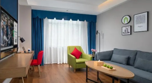 Люкс Deluxe Campanile Hotel (Haifeng Yueyun Bus Terminal)