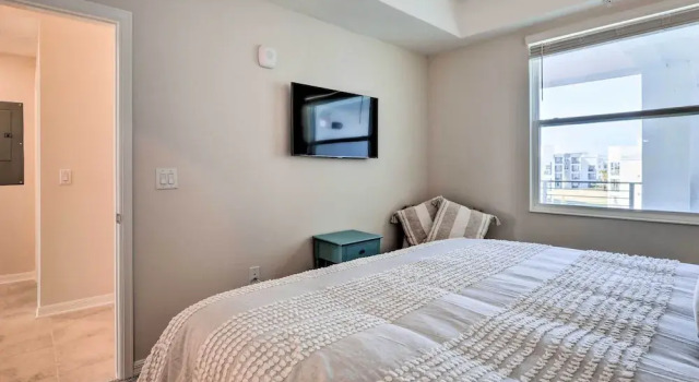 Апартаменты 6 Mi to Disney: Resort Hideaway w/ Pool Access!