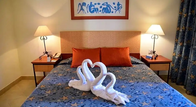 Номер Standard с видом на гавань Marina Plaza Hotel, Tala Bay