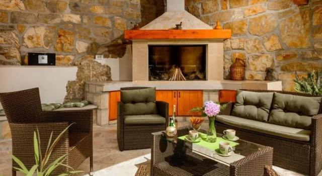 Villa Stone House Kuna, Забронировать Вилла Отели Pridvorje с парковкой, Парковка