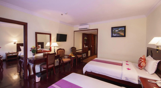 Smiling Deluxe Hotel, Забронировать Отель Сиемреап Провинция Сием-Рип, рядом с Rosana Broadway
