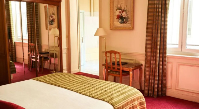 Номер Privilege Hôtel Langlois