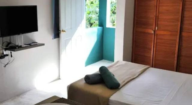 Студия Apartment & Studio 28