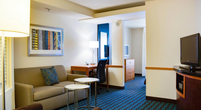 Люкс Fairfield Inn and Suites by Marriott Titusville Kennedy Space Center