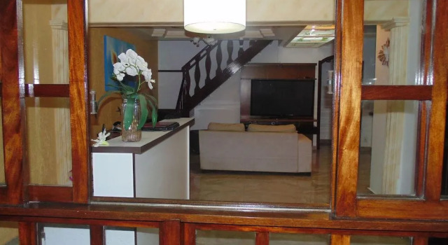 Hostel Praia Brava, Забронировать Хостел Хостелы Арраял-ду-Кабу, рядом с Пляж Прайя-дос-Аньос, Хостел