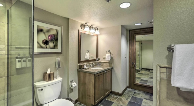 Апартаменты c 1 комнатой 6 Mi to Lake Tahoe: Everline Resort Retreat!