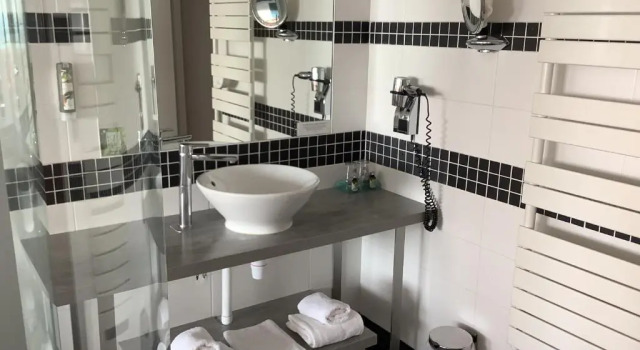 Двухместный номер Superior с видом на море LOGIS HOTEL - La Petite Rade